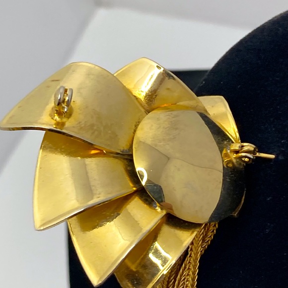 Vintage Fringe Textured Brooch - Picture 5 of 5